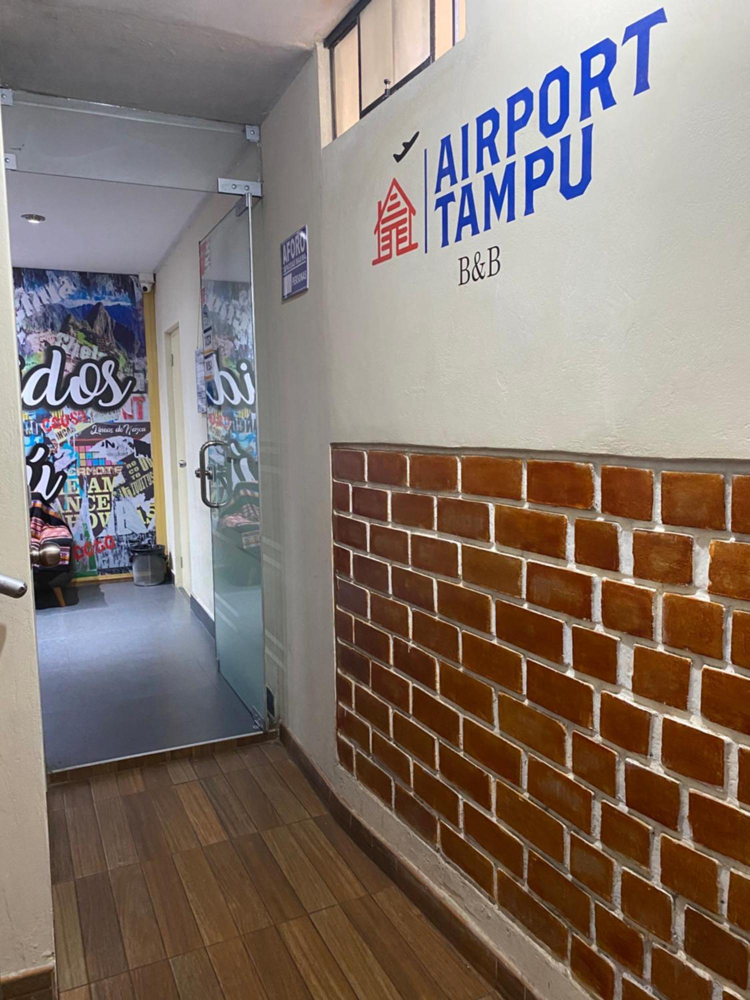 Airport Tampu Couette-café 4*