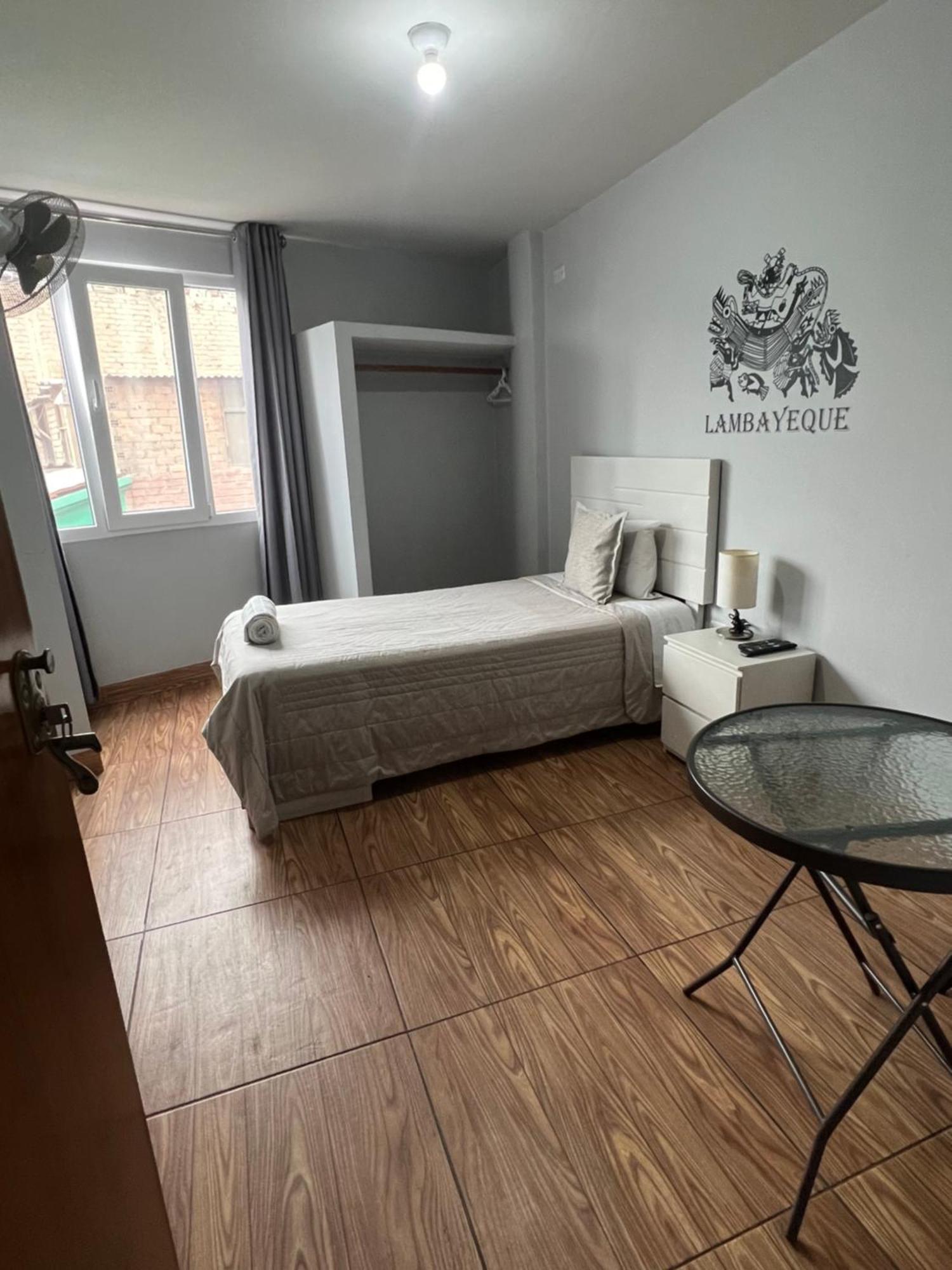 Couette-café Airport Tampu 4*